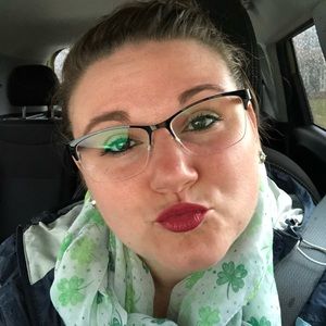 Meet your Posher, Ashashley